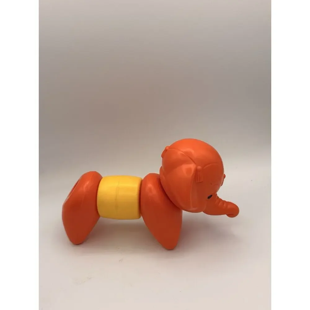 1966 Zoo It Yourself Tupperware Toy Animals 14 Pieces